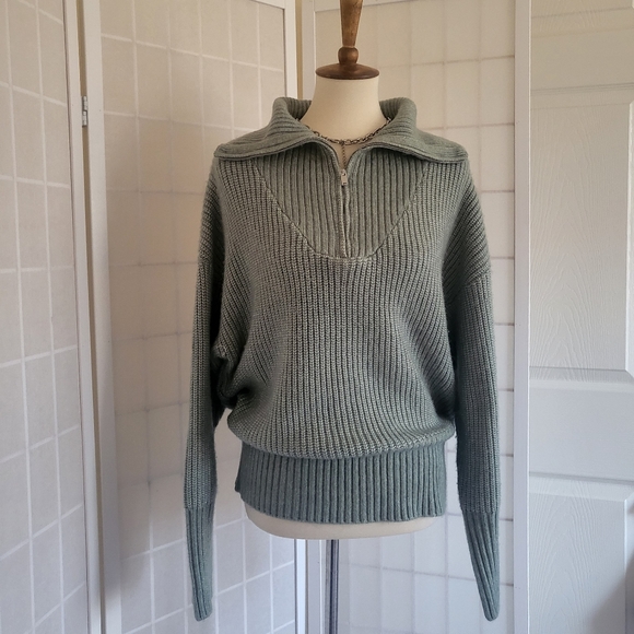 Cupcake & Cashmere Green Sweater XL - Picture 1 of 9